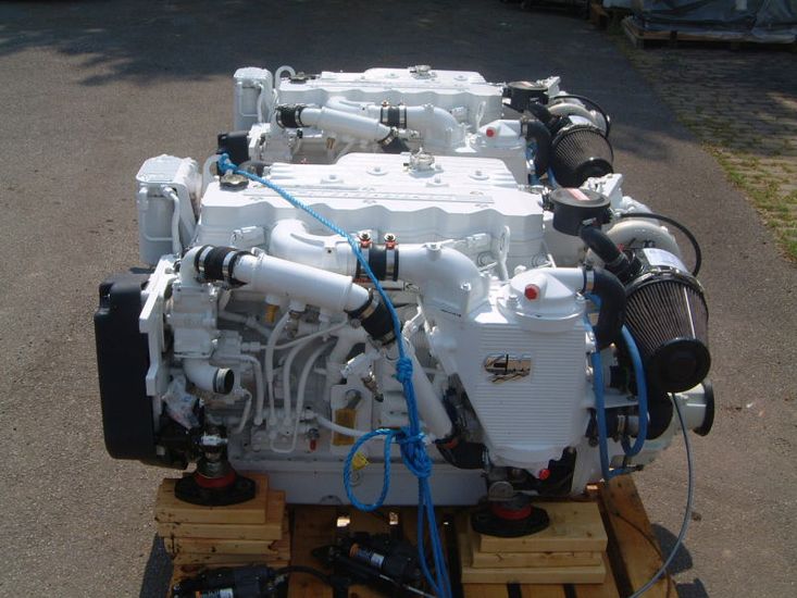 Cummins QSB for sale UK, Cummins boats for sale, Cummins used boat