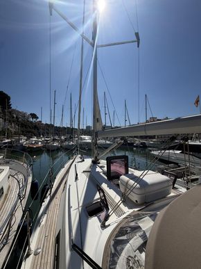 2011 Bavaria 36 Cruiser 6