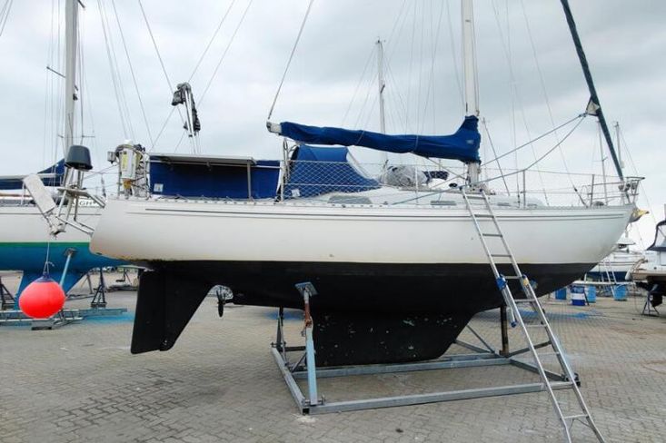 rival 32 sailboat for sale