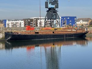 Dutch Barge Houseboat conversion - blank canvas