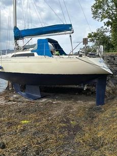 1983 Sigma  33 Cruiser
