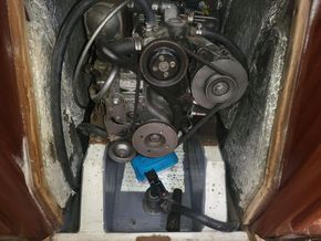 Elan 333  - Engine