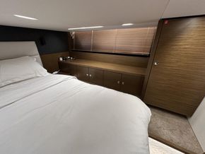 2023 Bavaria R40 Fly 37