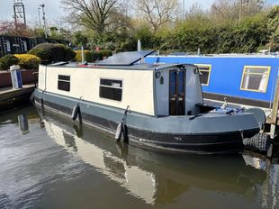 Springer Semi Trad Stern Narrowboat