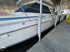 1986 Sea Ray 410 AFt Cabin