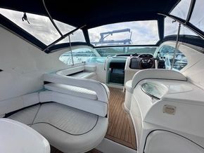 Fairline 34 Targa Cockpit View 1