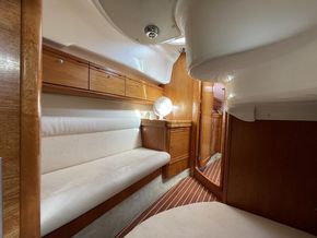 2008 Bavaria 30 Sport HT 23