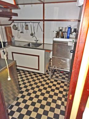 Charterklipper 24 nacht- of 75 daggasten 