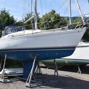 1987 Beneteau First 325