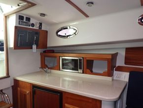 Back Cove 29 Motor Yacht - Galley