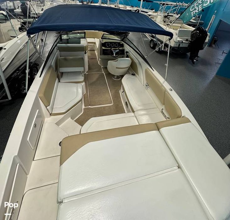 2018 Sea Ray 230 spx