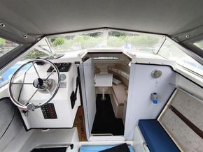 Fairline Vixen  - Cockpit
