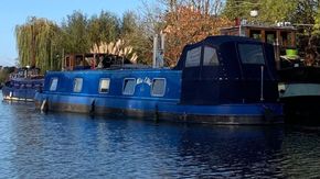 Widebeam 60 x 10 Cruiser Stern - Stern