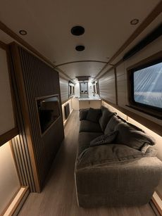 BESPOKE BOAT CO 57FT NARROWBOAT 2027