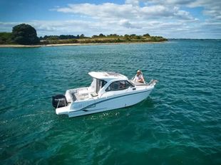 2023 Beneteau Antares 7