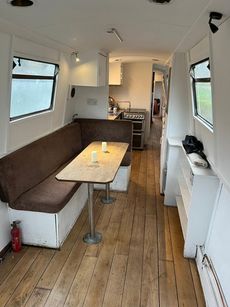 55Ft Narrow Boat - Hackney