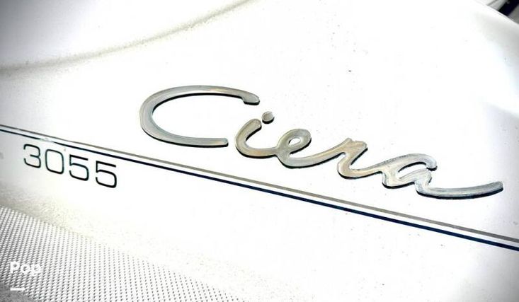 2002 Bayliner Ciera 3055