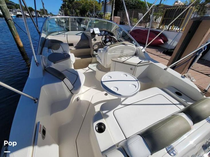 2007 Sea Ray 240 sundancer