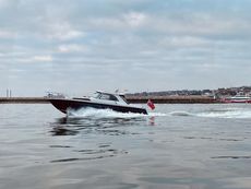 Solent Spear 35 - Rare Modern Classic Motor Yacht