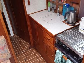 Tyler Victory 40 Ketch  - Galley