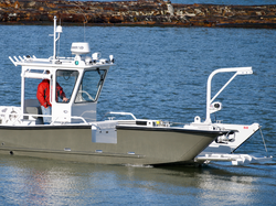 Munson 24 Tender