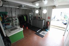 Liveaboard Explorer Yacht