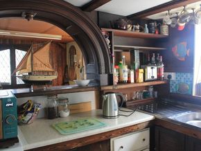 Admiralty Lighter 23m Houseboat - Galley