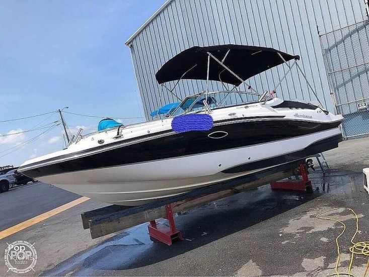 2010 Hurricane 2200 sundeck