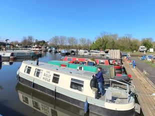 Working narrowboat w residential mooring