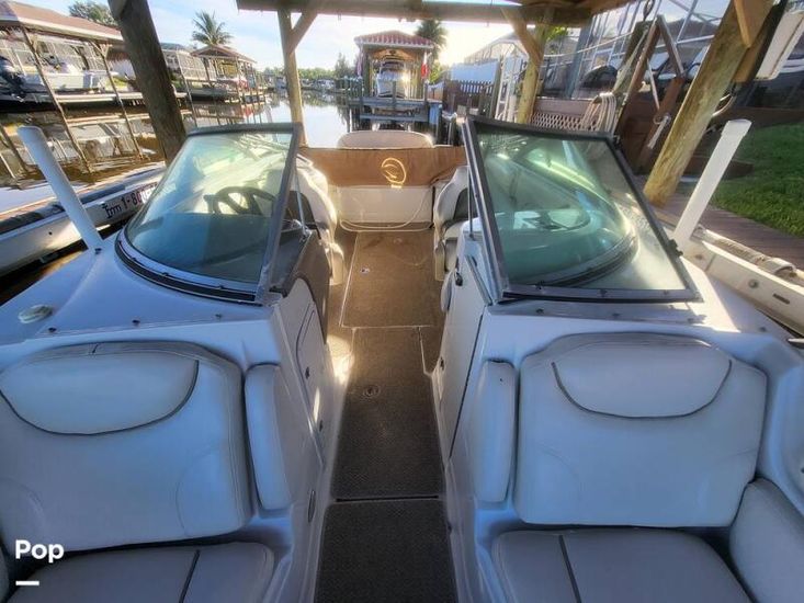 2004 Crownline 240 ex