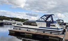 Haines 37 Motor Cruiser