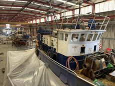 TRAWLER LONG LINER COMMERCIAL FISHING  