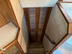 1986 Sea Ray 410 AFt Cabin