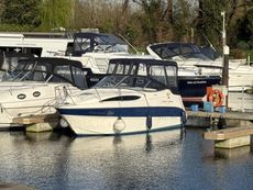 2004 Bayliner 245