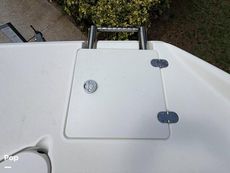 2016 NauticStar 223 DC Sport Deck