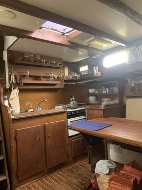 22/04/25 Saloon looking aft, port side: galley