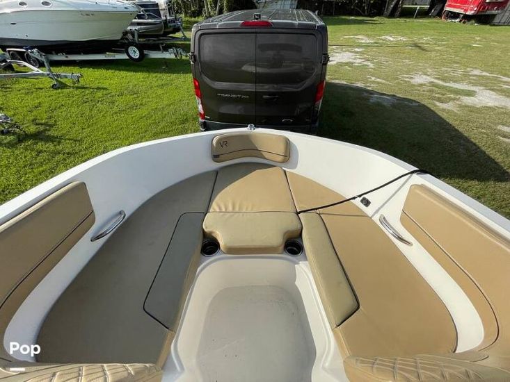 2022 Bayliner vr5