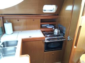 2007 Jeanneau Sun Odyssey 39 DS 24