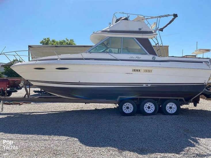 1987 Sea Ray 270 sportfisherman