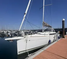 2016 Jeanneau Sun Odyssey 389