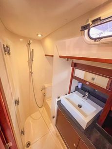 2010 Hanse 545