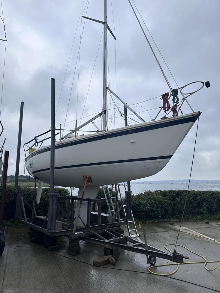 hunter impala yacht for sale uk