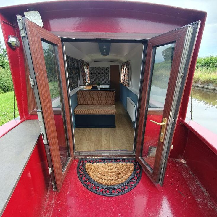 65ft- Refurbished Narrowboat.