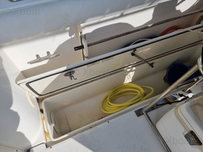 BOSTON WHALER 240 OUTRAGE