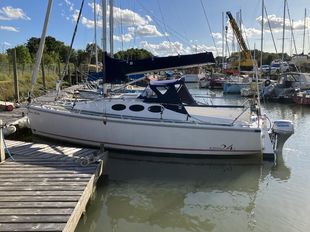 Etap 24i, tandem Keel, available end of October