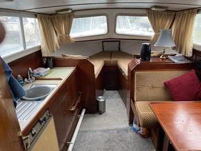 Forward Salon
