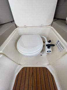 2014 Quicksilver 755 Pilot House