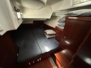 2004 Beneteau Oceanis 473 22