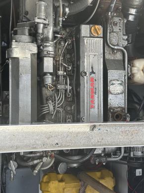 1992 Regal 300 Commodore 12