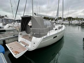 2015 Bavaria Cruiser 37 2